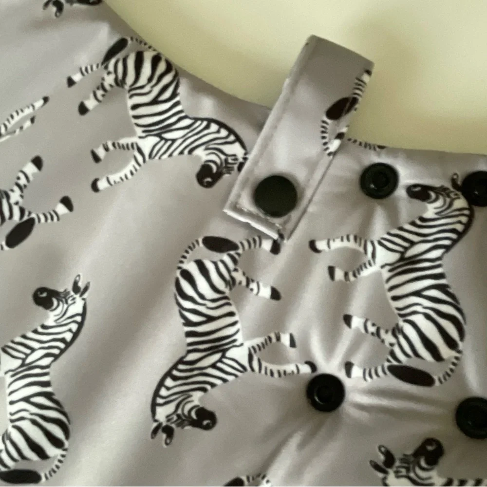 New Soft Comfy Cone Dog Cat Adjustable Collar Size: S, XS